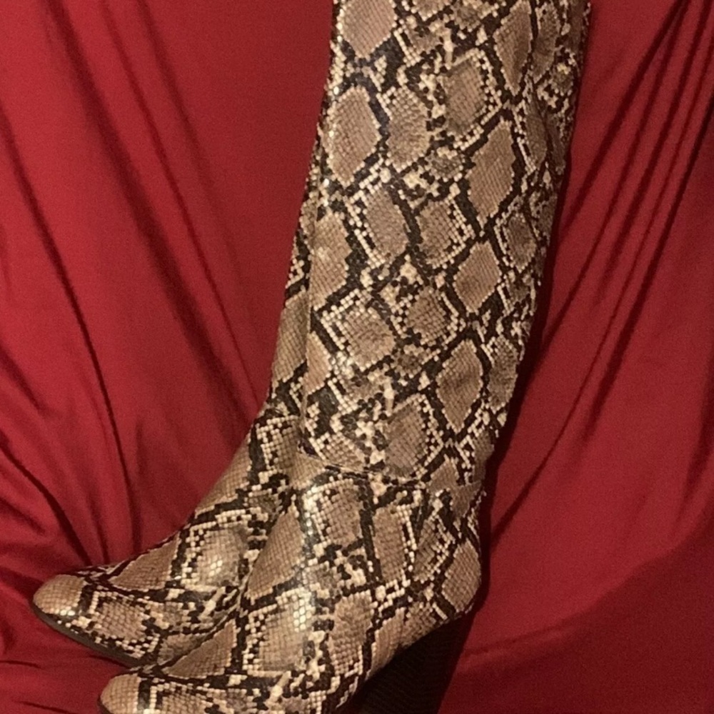 Ladies Brown Reptile Boots, Memory Foam, 7,